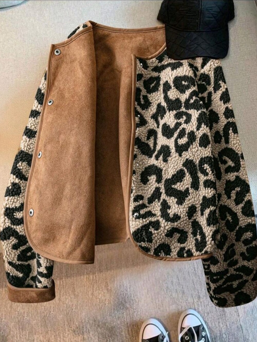 Reversible Leopard Sherpa Jacket in Brown/Black
